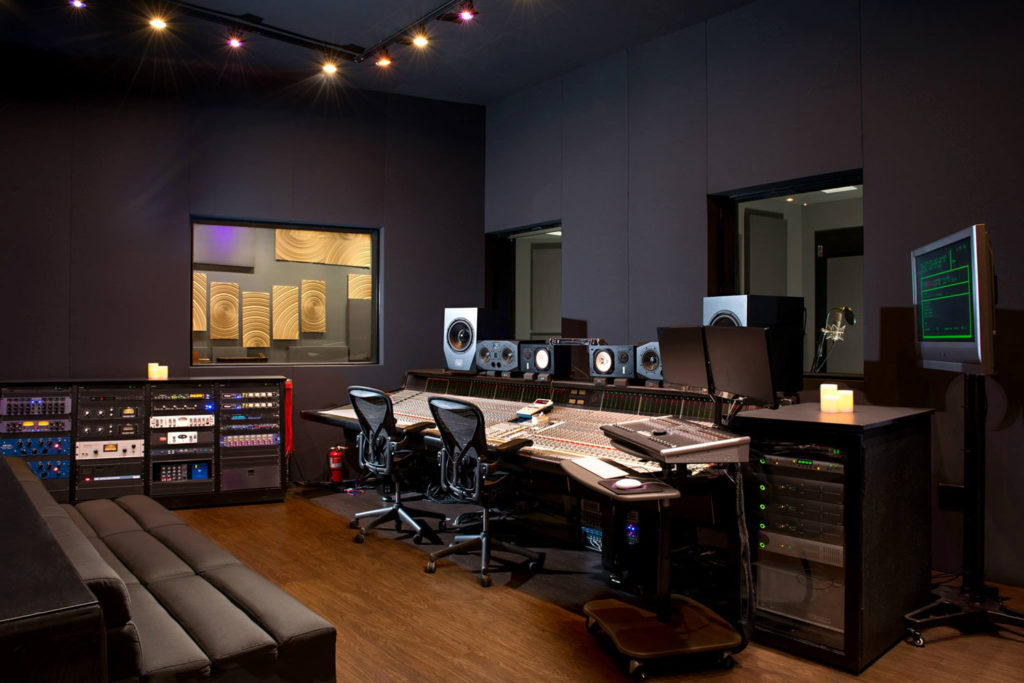 How To Choose The Perfect Music Recording Studio