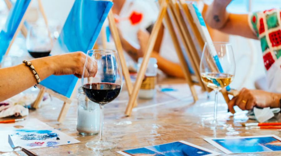 7 Steps to Promote Your Cafe’s Paint and Sip Event like a Pro